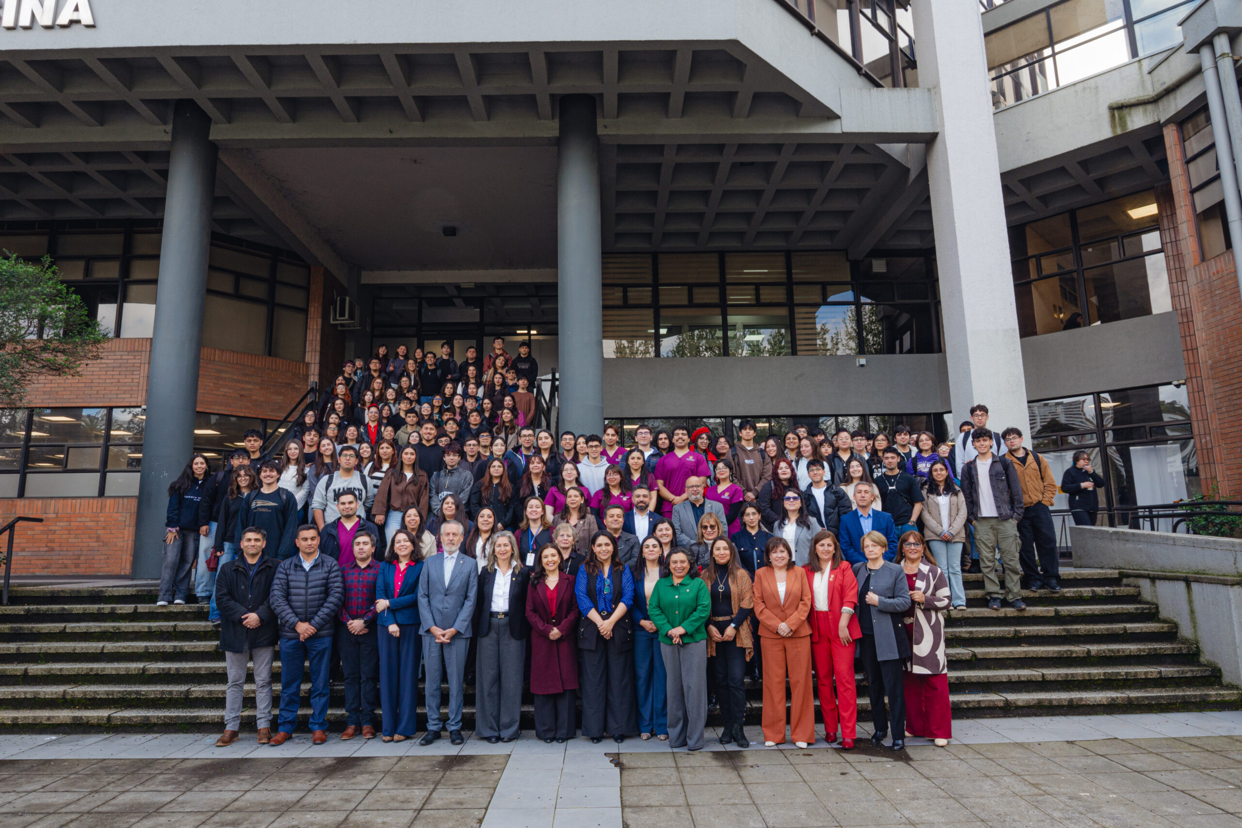 Tecnología Médica celebró 25 años destacando la unidad como sello de la carrera